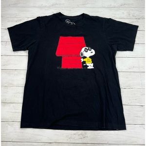KAWS x Peanuts Men’s Size L Uniqlo Black T-Shirt